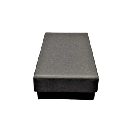 Ajándékdoboz, fekete, téglalap alakú (7,5x4,5x2,5 cm)